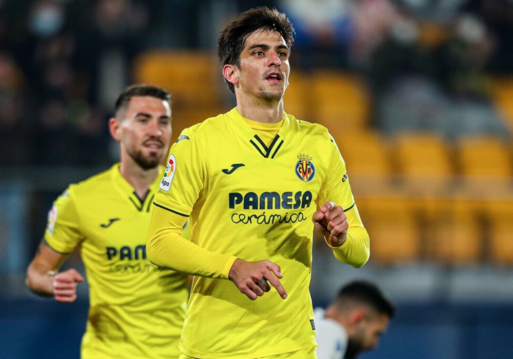 关于荷甲冲刺阶段再迎强敌；比利亚雷亚尔遗憾出局；主帅态度——管理层满意；轮换策略成焦点的信息-开云体育下载