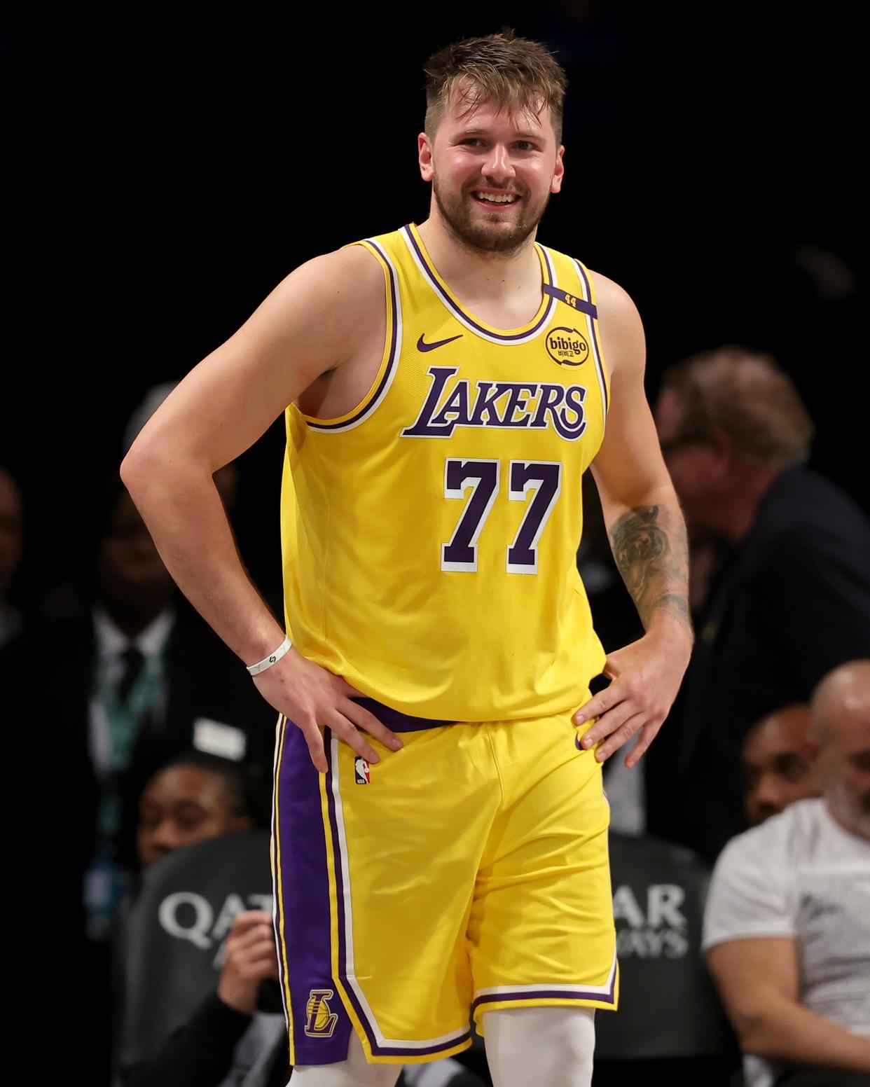 里程碑夜！丹佛掘金豪取连胜；NBA常规赛今夜刷纪录；质疑声仍在；赛程密集仍需轮换的简单介绍-开云